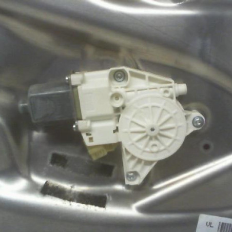 Leve vitre electrique avant gauche MERCEDES CLASSE C 204