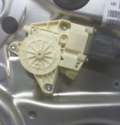 Leve vitre electrique arriere droit MERCEDES CLASSE C 204 Photo n°3