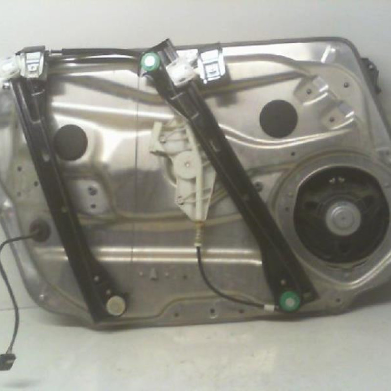 Leve vitre electrique avant droit MERCEDES CLASSE C 204