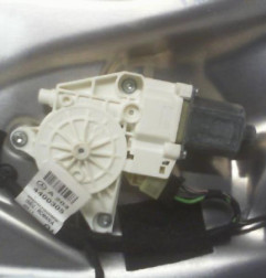 Leve vitre electrique avant droit MERCEDES CLASSE C 204 Photo n°3