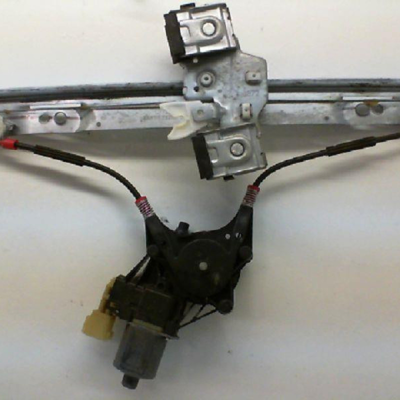 Leve vitre electrique avant gauche FORD FIESTA 6