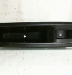 Interrupteur de leve vitre avant droit RENAULT TWINGO 3 Photo n°1