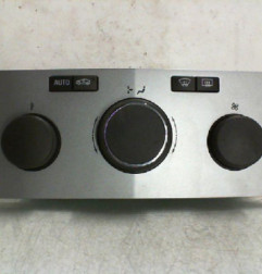 Commande chauffage OPEL ZAFIRA B Photo n°1