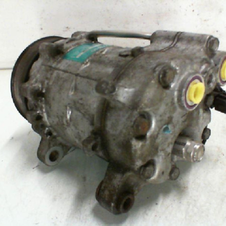 Compresseur clim VOLKSWAGEN POLO 3