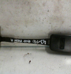 Attache ceinture avant gauche FORD FIESTA 5
