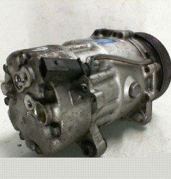 Compresseur clim VOLKSWAGEN GOLF 4
