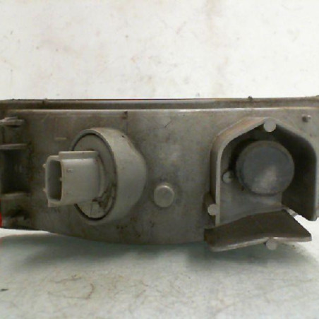 Anti brouillard arriere gauche TOYOTA YARIS 1