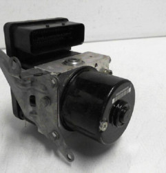 Bloc ABS (freins anti-blocage) BMW SERIE 1 E81 Photo n°3