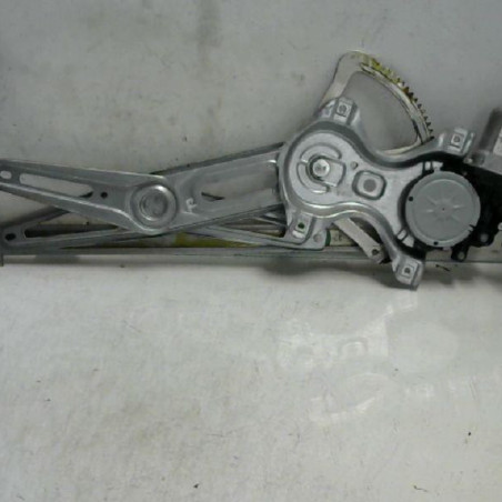 Leve vitre electrique avant gauche TOYOTA AURIS 1