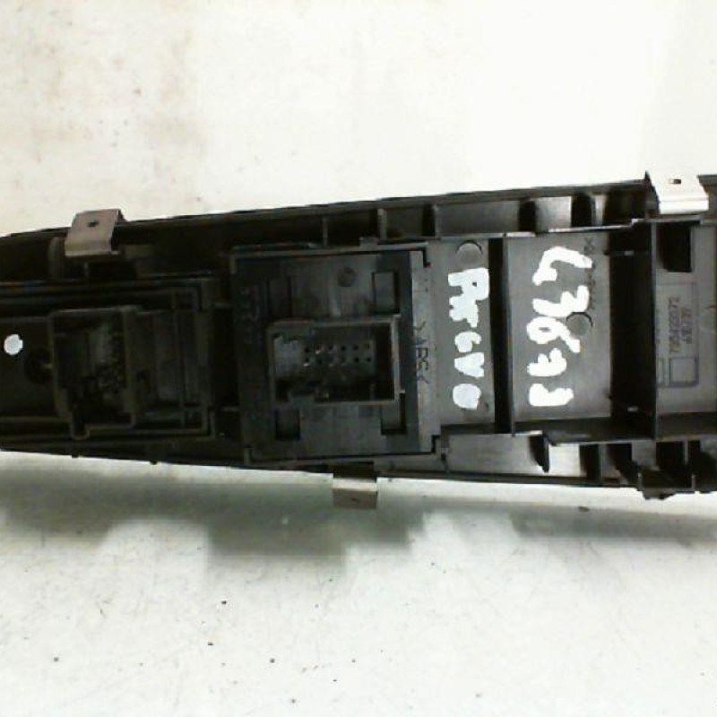 Interrupteur de leve vitre avant gauche FIAT BRAVO 2