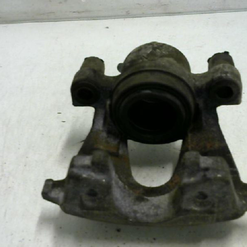 Etrier avant gauche (freinage) DACIA SANDERO 2