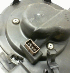 Ventilateur chauffage PEUGEOT 106 Photo n°6