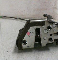 Serrure arriere droit TOYOTA VERSO Photo n°3