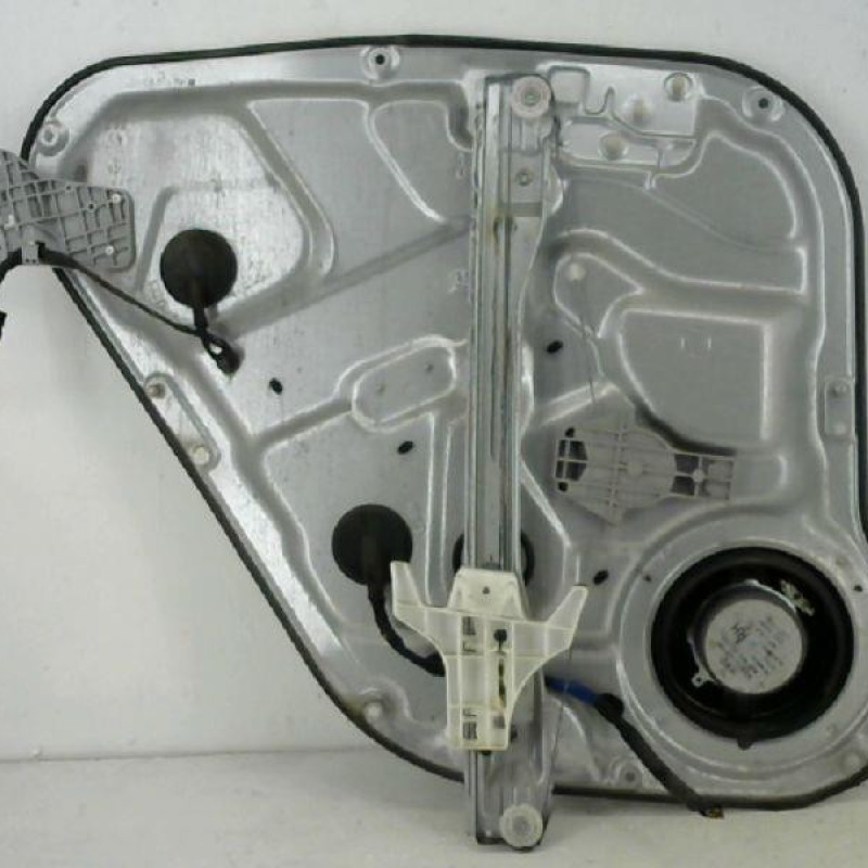 Leve vitre electrique arriere droit HYUNDAI SANTA FE 2