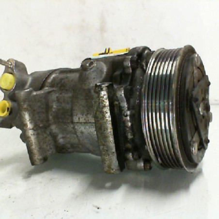 Compresseur clim CITROEN C3 1 Photo n°1