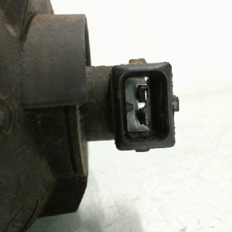 Anti brouillard arriere gauche FIAT BRAVO 2