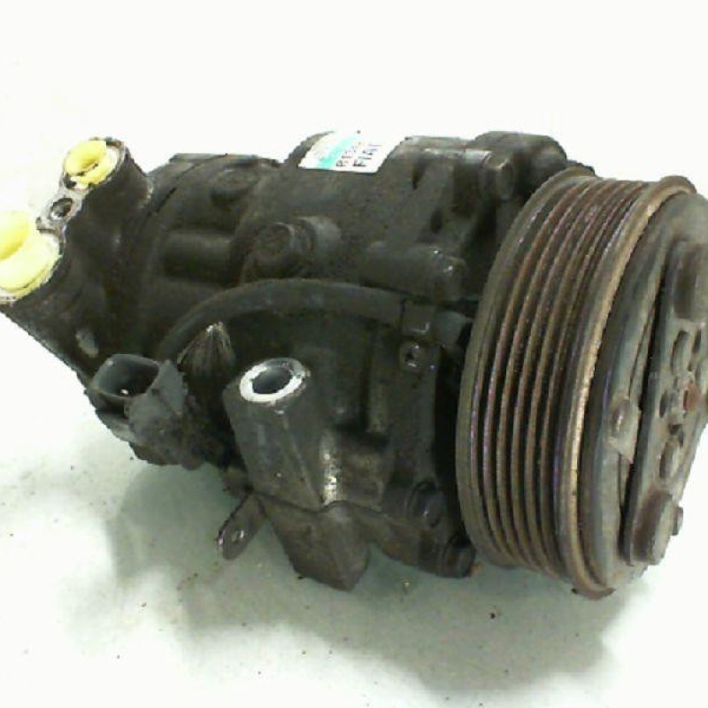 Compresseur clim FIAT GRANDE PUNTO