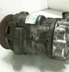 Compresseur clim FIAT GRANDE PUNTO Photo n°5