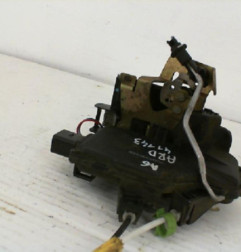 Serrure arriere droit AUDI A6 2 Photo n°6