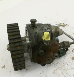 Pompe haute pression OPEL ASTRA H Photo n°4