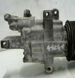 Compresseur clim PEUGEOT 107 Photo n°1