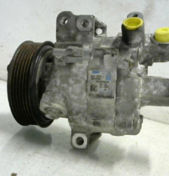 Compresseur clim PEUGEOT 107 Photo n°3