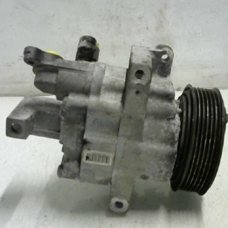 Compresseur clim PEUGEOT 107 Photo n°1