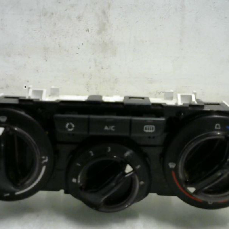 Commande chauffage PEUGEOT 208 1