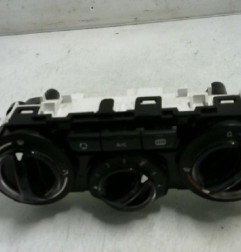Commande chauffage PEUGEOT 208 1