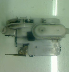 Serrure avant droit VOLKSWAGEN POLO 3 Photo n°1