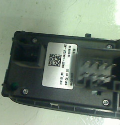 Interrupteur de leve vitre avant gauche FORD FIESTA