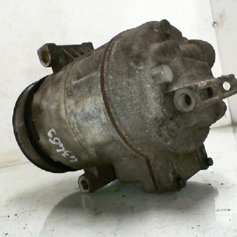 Compresseur clim HYUNDAI SANTA FE 2