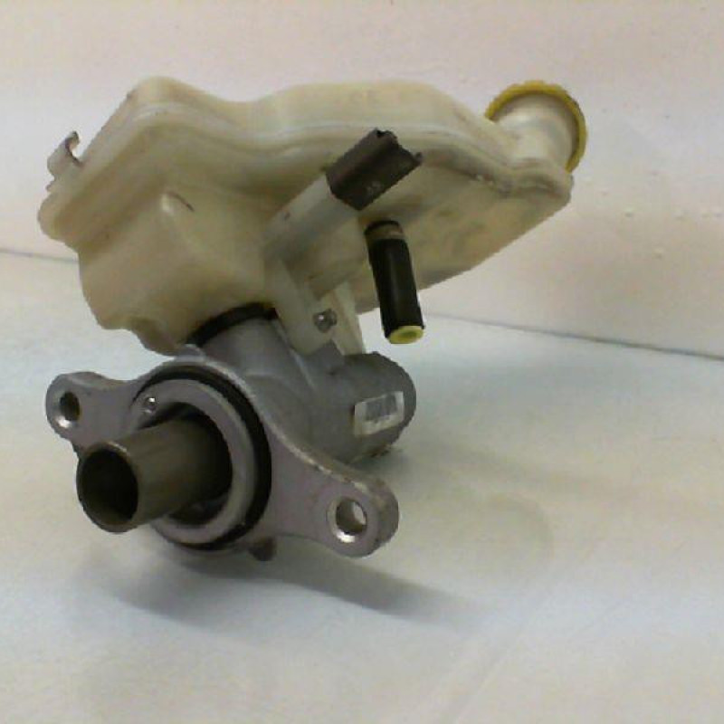Maitre cylindre (freinage) PEUGEOT 207