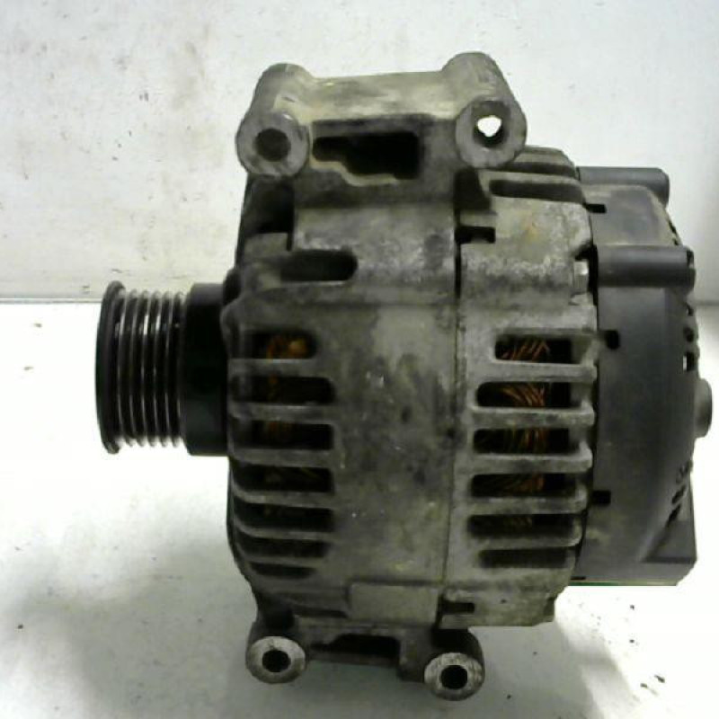 Alternateur MERCEDES CLASSE C 204