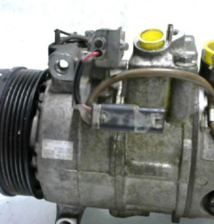 Compresseur clim MERCEDES CLASSE C 204 Photo n°1
