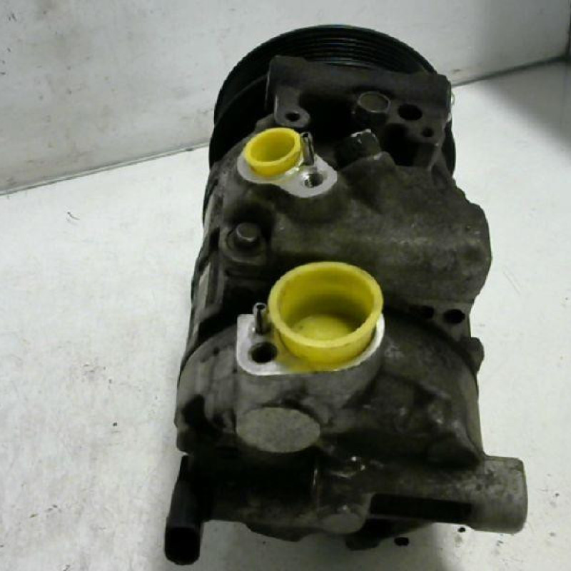 Compresseur clim VOLKSWAGEN GOLF 6