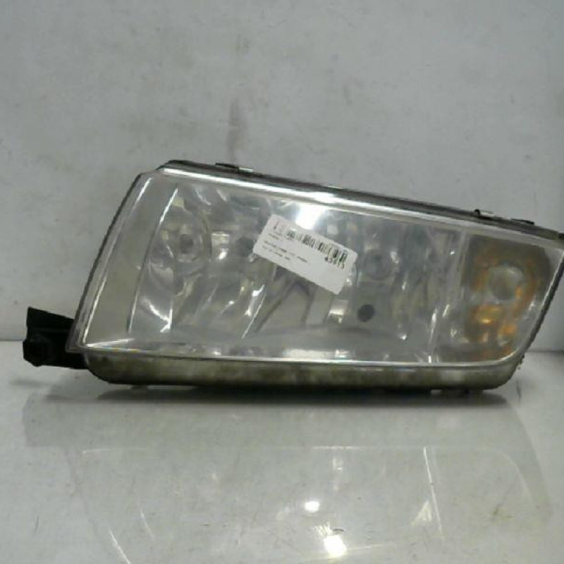 Optique avant principal gauche (feux)(phare) SKODA FABIA 1