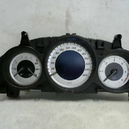 Compteur MERCEDES CLASSE C 204 Photo n°1