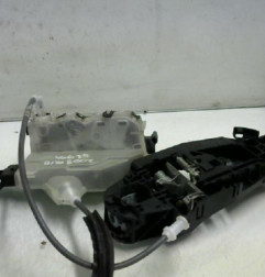 Serrure avant droit PEUGEOT 2008 2