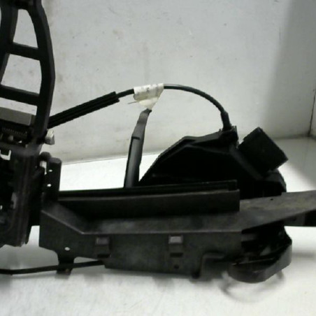 Serrure avant droit FORD GRAND C-MAX 2 Photo n°1