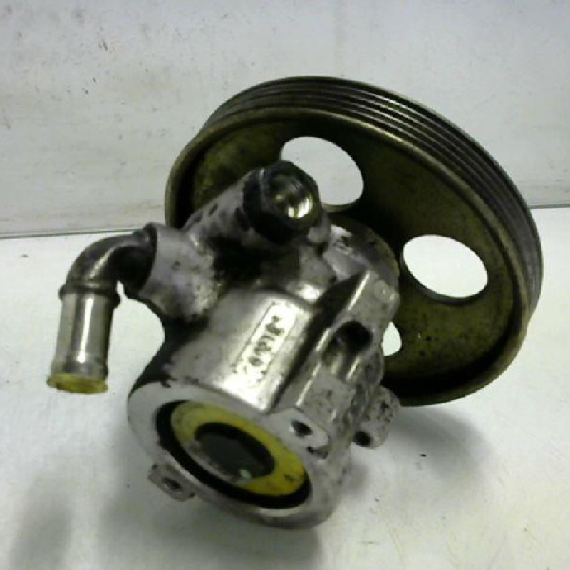 Pompe de direction CITROEN XSARA