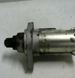 Demarreur VOLKSWAGEN PASSAT 5 Photo n°1