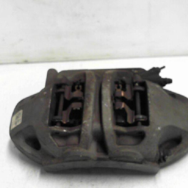Etrier avant droit (freinage) AUDI Q5 2