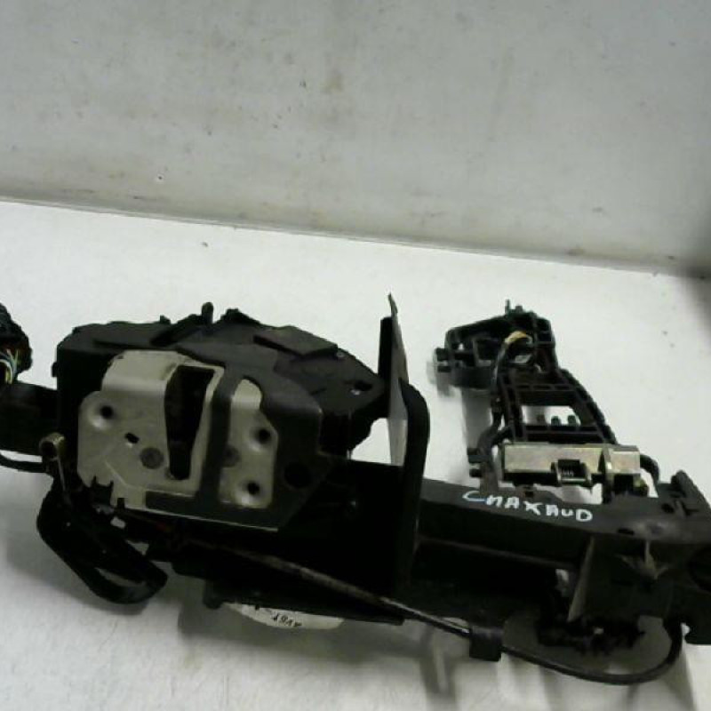 Serrure avant droit FORD C-MAX 2