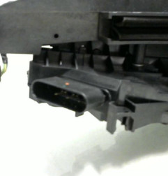 Serrure avant droit FORD C-MAX 2