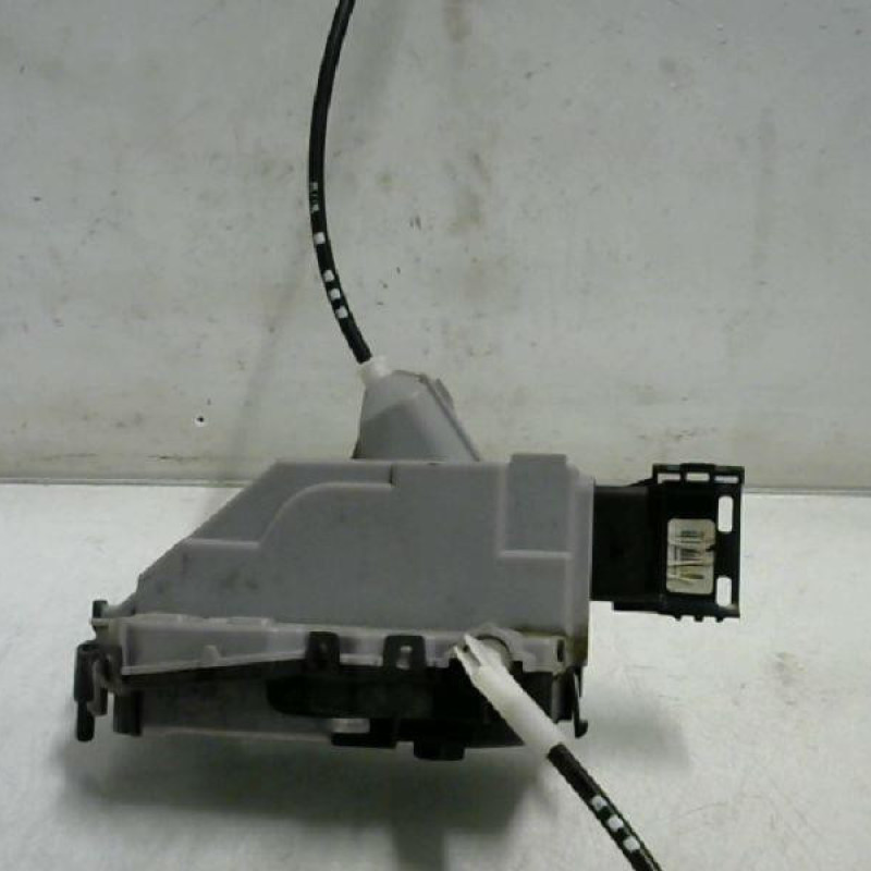 Serrure arriere droit PEUGEOT 308 1 SW
