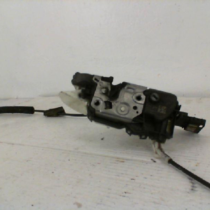 Serrure avant gauche CITROEN C3 2