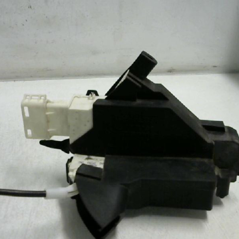 Serrure arriere gauche PEUGEOT 407