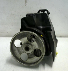 Pompe de direction PEUGEOT 206+