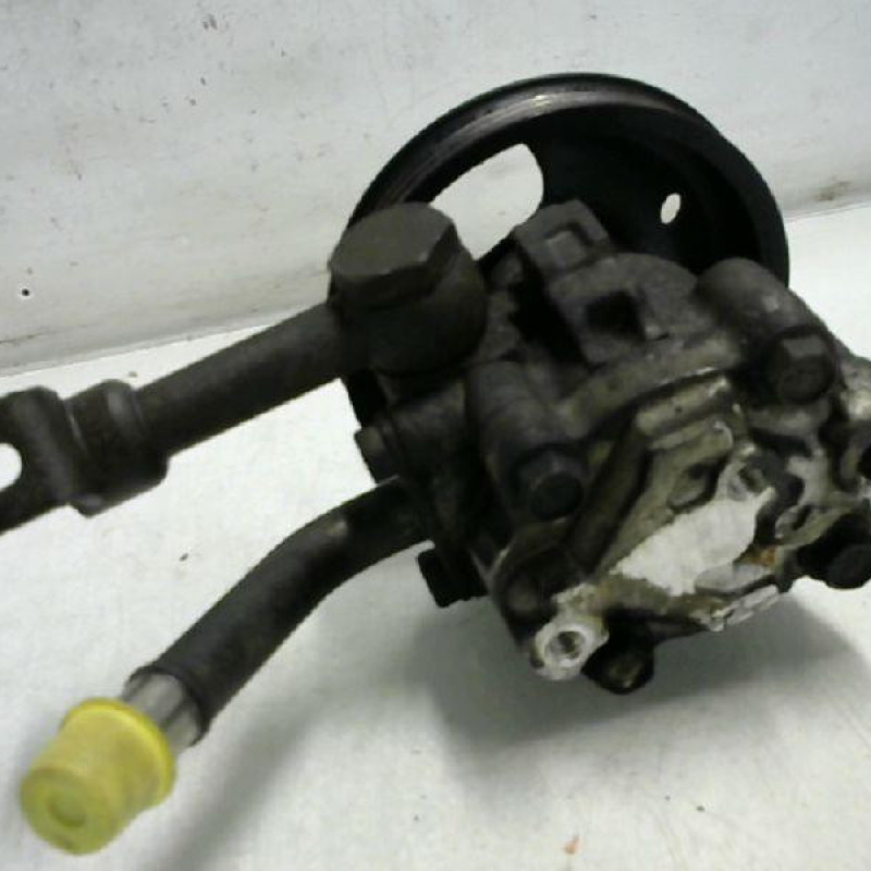 Pompe de direction NISSAN NAVARA 1